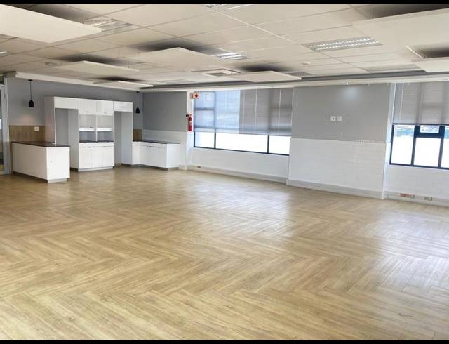 BUSINESS PROPERTY TO RENT IN BONAERO PARK